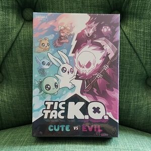 Tic Tac K.O. Card Game - Cute vs Evil